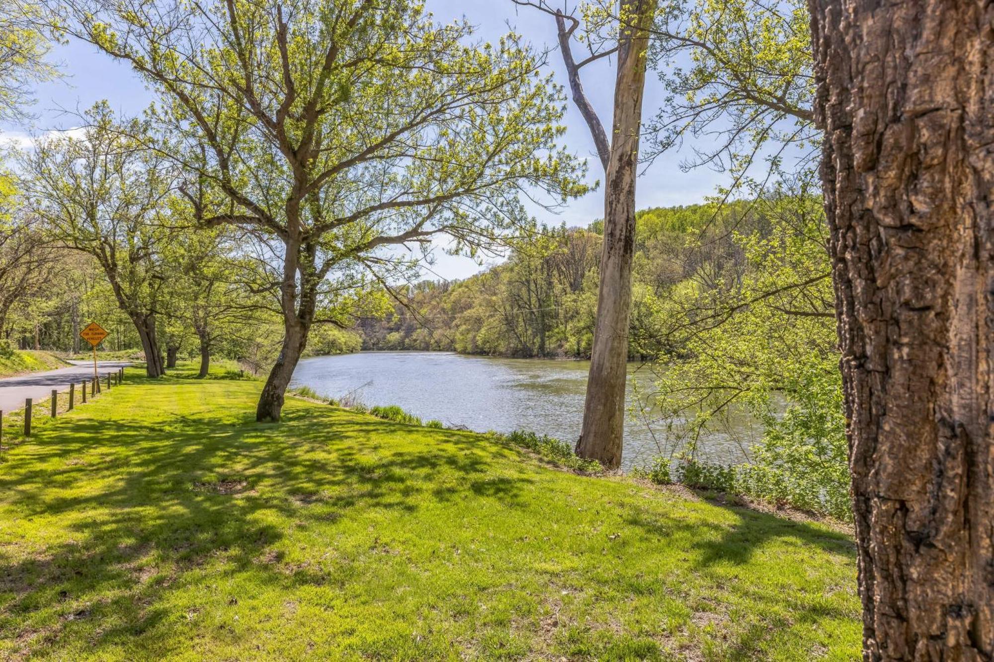 Riverside Serenity- A Picturesque Retreat Cottage Shenandoah Exteriér fotografie